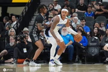 班凯罗24+10卡斯尔16+8+6 魔术送马刺5连败