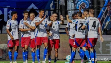 1-2!0-1!2大升级对手全输,铁心送前欧冠冠军重返德甲,太诡异