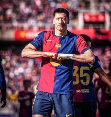 米兰双雄悲喜两重天，国米领跑意甲！巴萨4-1复仇，曼城惨胜四强