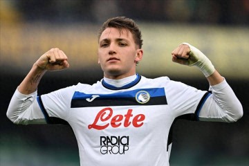 意大利归化前锋意甲场均1.18球 左右脚+头球均＞5球 争夺金靴